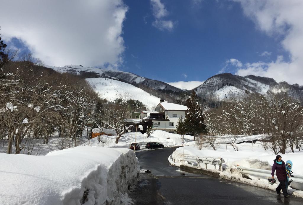 Hakuba Landmark Happo Lodge Exterior foto